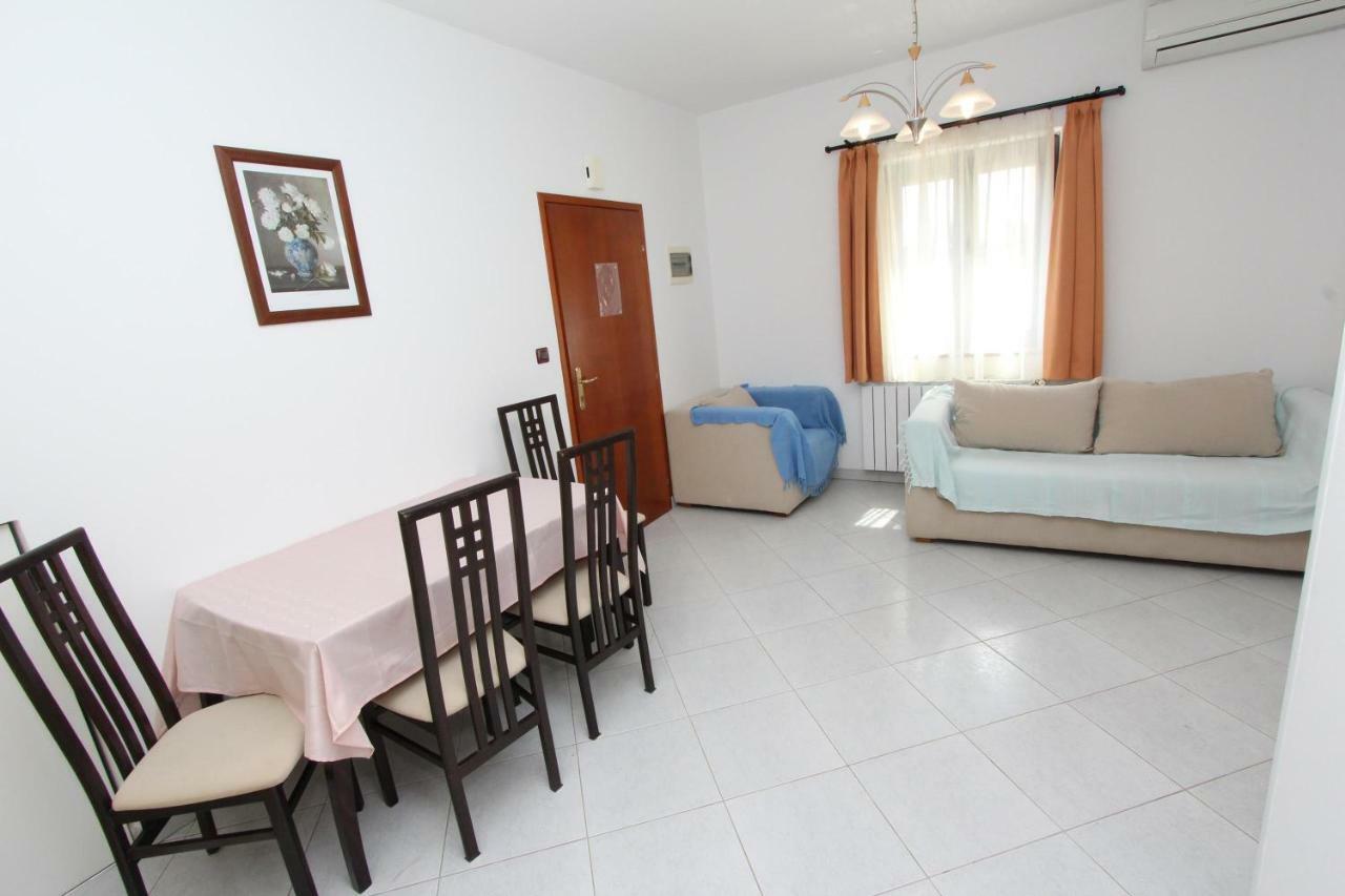 Apartments Villa Mara Rovinj Exterior foto