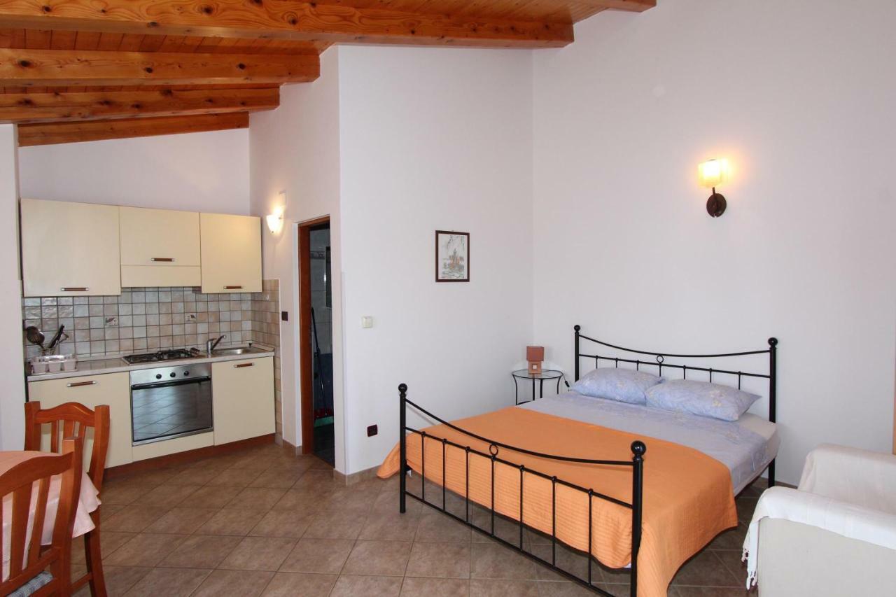 Apartments Villa Mara Rovinj Habitación foto