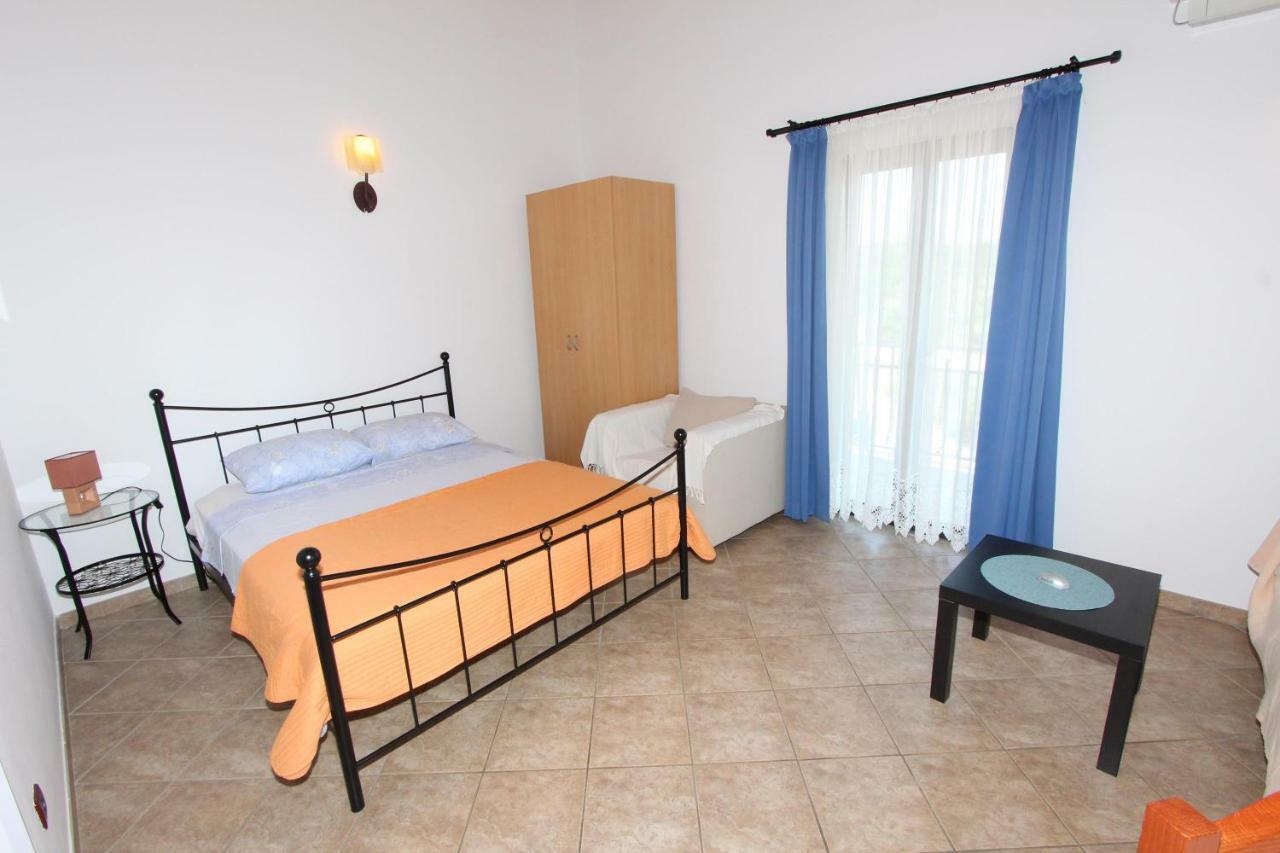 Apartments Villa Mara Rovinj Exterior foto